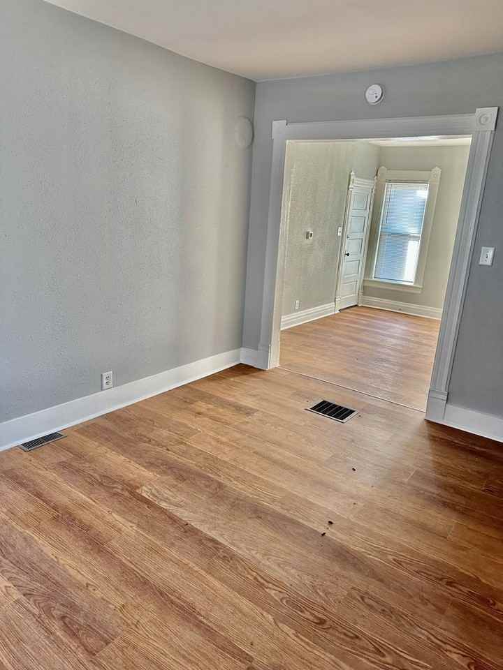 1516 Lafayette St - Photo 2 of 8