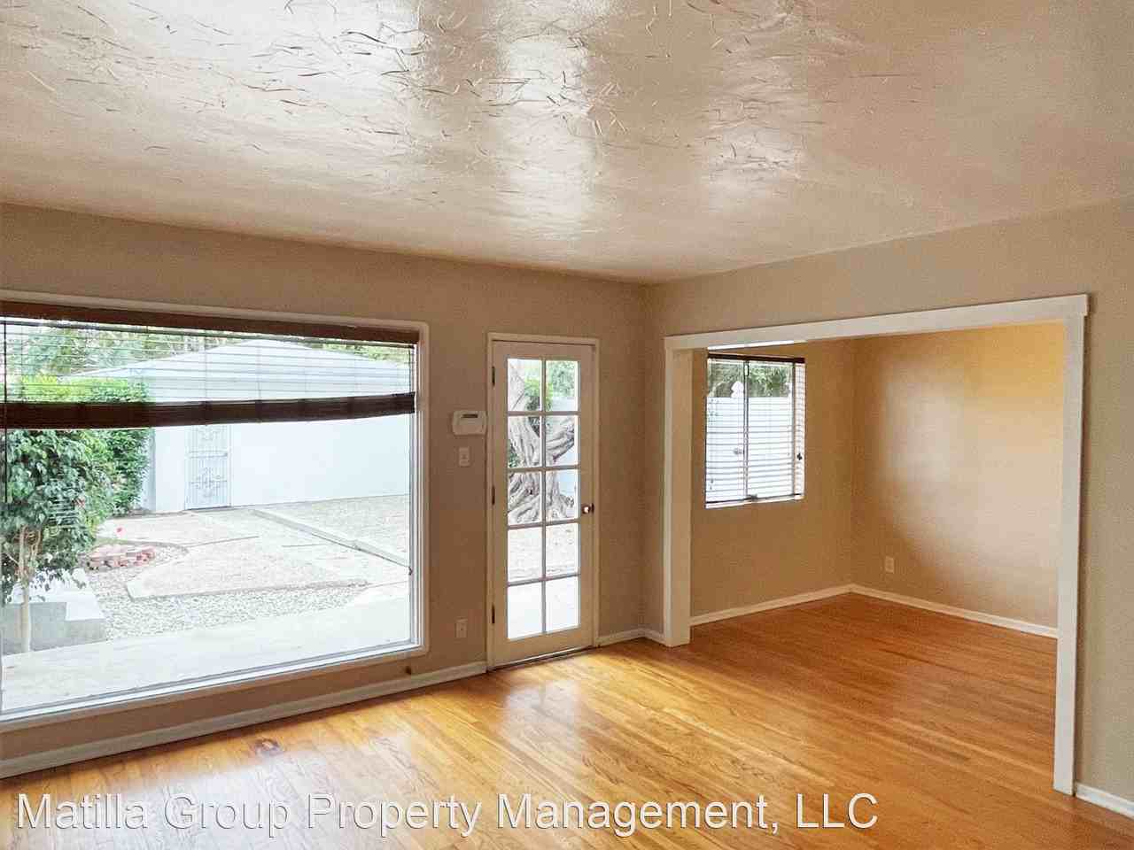 7624 Flight Ave - Photo 2 of 11