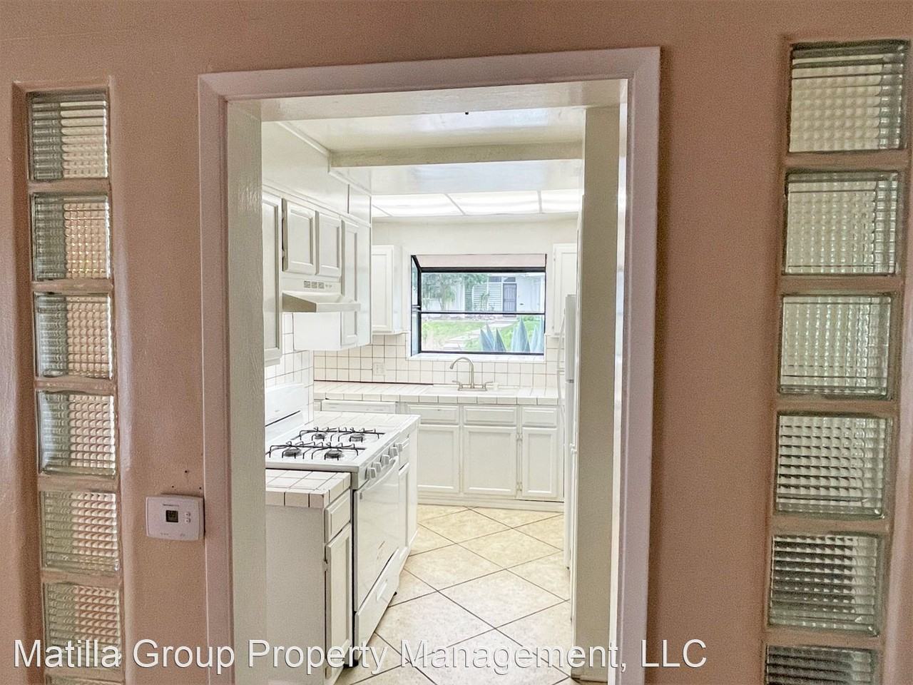 7624 Flight Ave - Photo 3 of 11