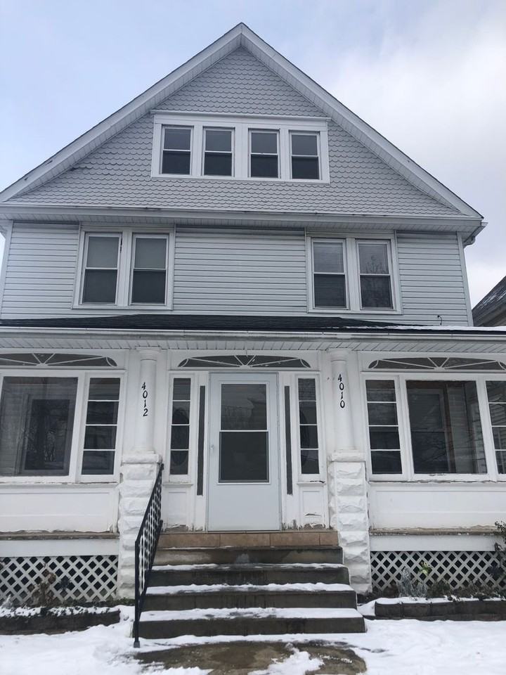 4010-4012 Archwood Ave - Photo 2 of 17