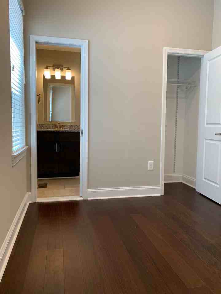 32 North Chester Street - 9172 - Photo 7 of 27