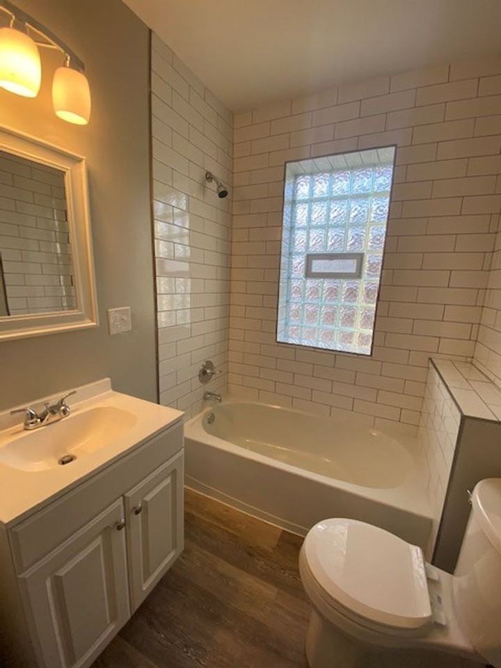 991-993 E Livingston Avenue - Photo 3 of 22