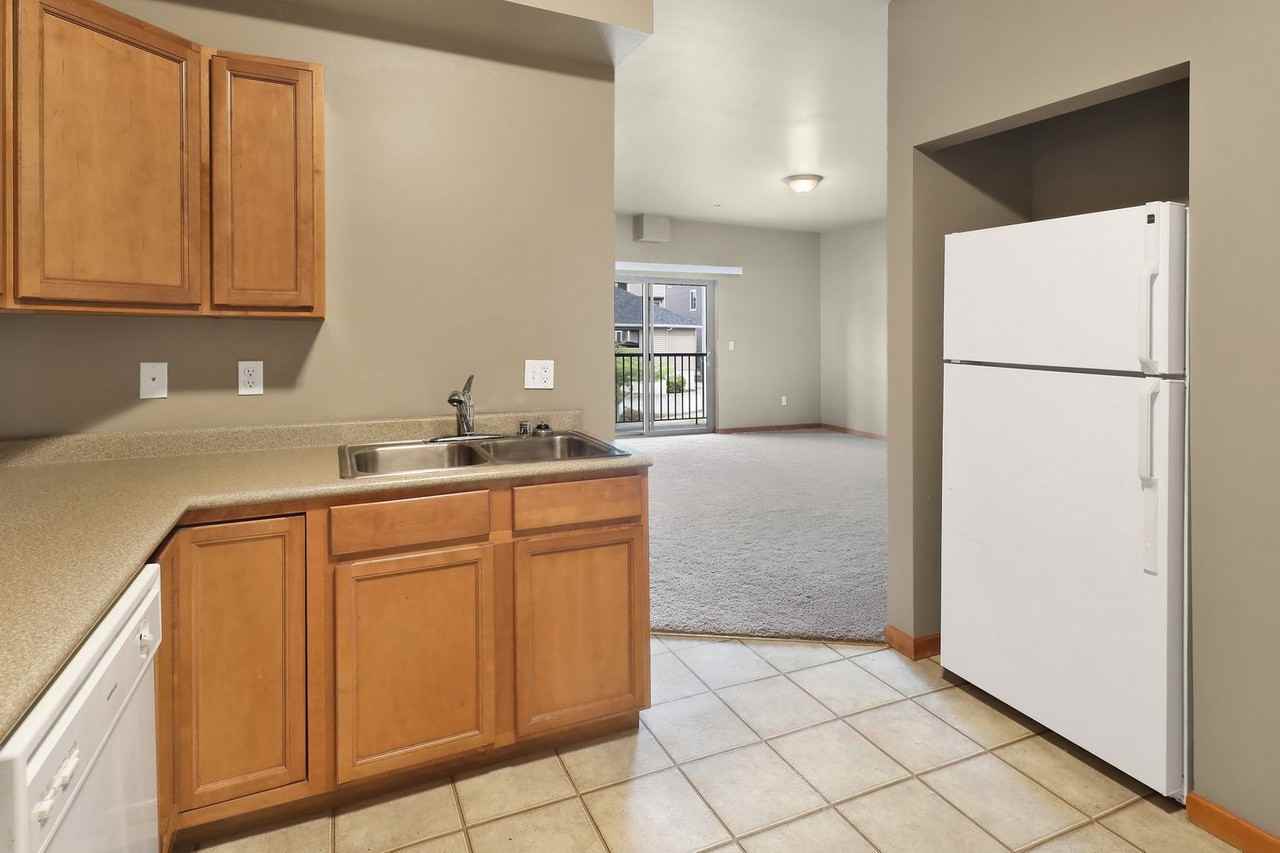 Stoneway Apartments - Photo 7 of 50