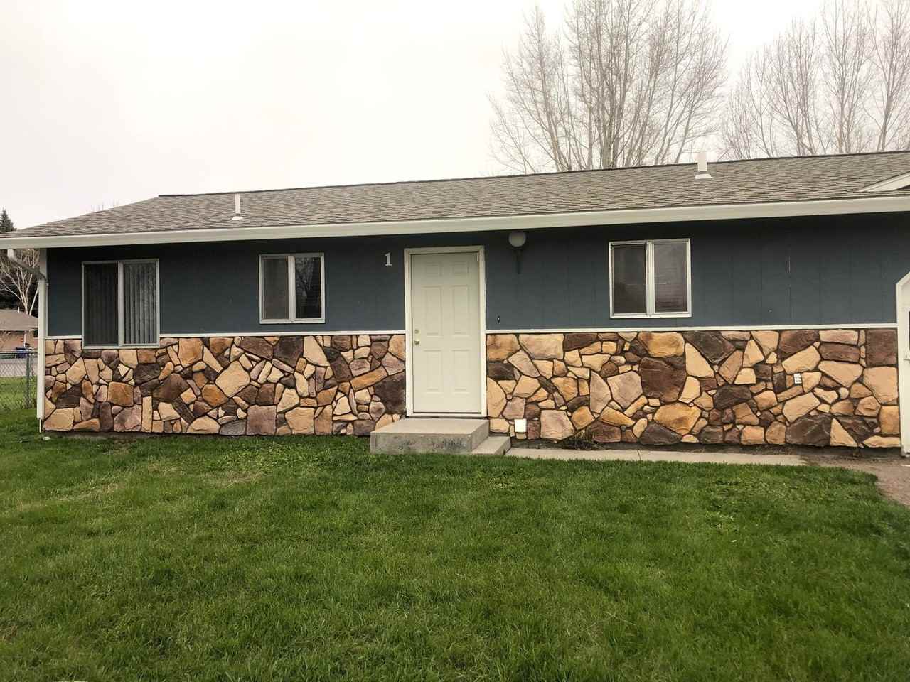 375 Apartments 3317 S 7th St W, Orchard Homes, MT 59804 Zumper