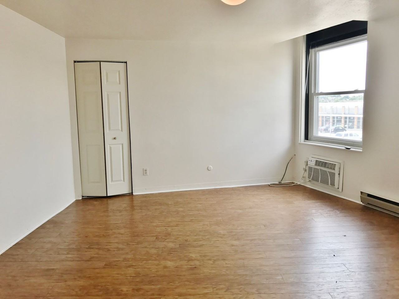 hi214 - Photo 3 of 27