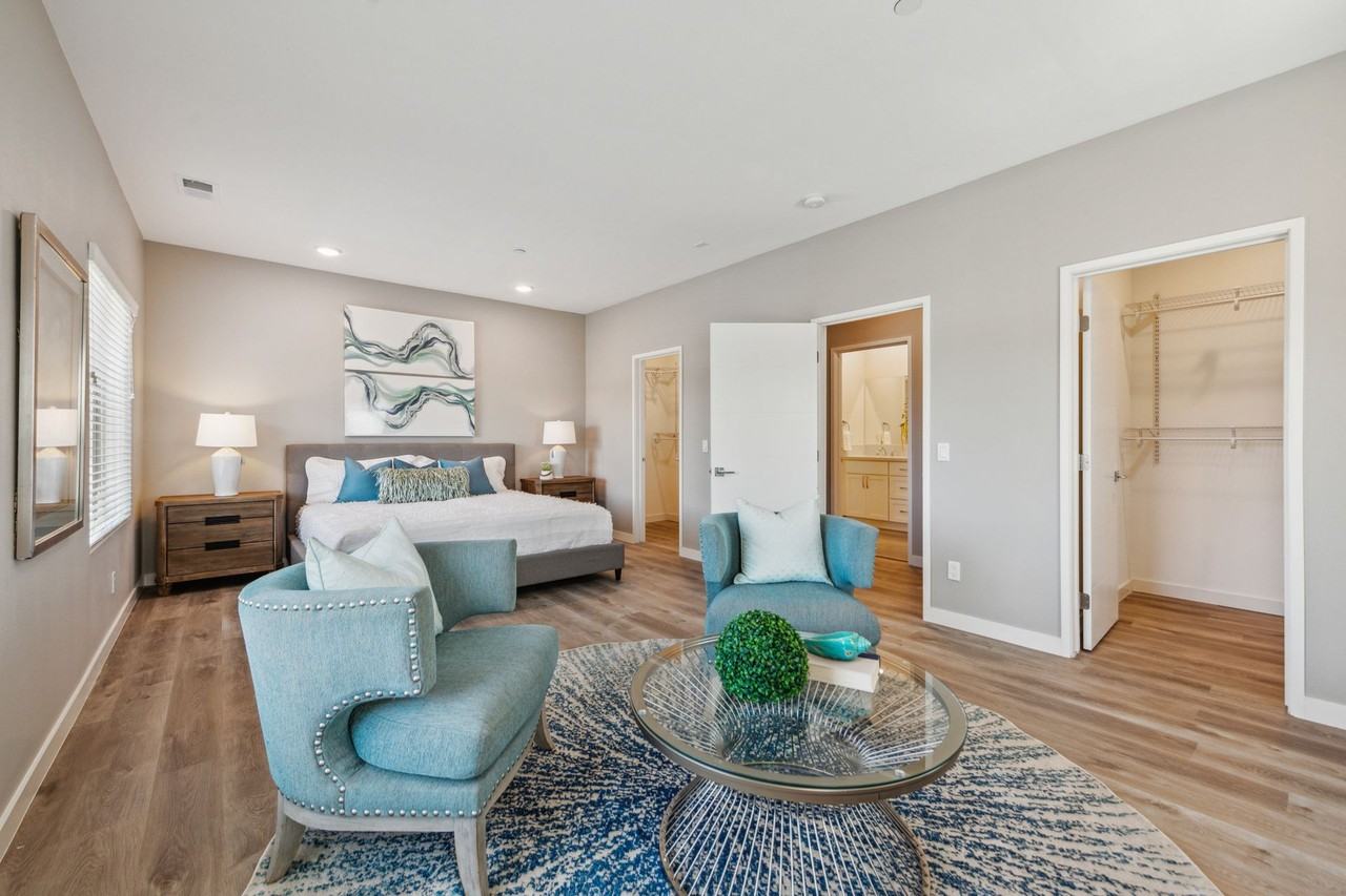 KSB - Santa Fe Townhomes - Photo 2 of 50