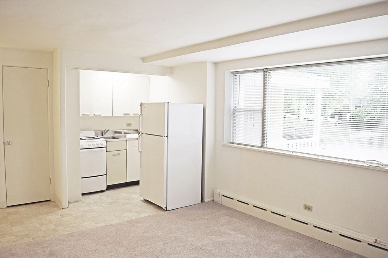 312 Clark by Royse + Brinkmeyer - Photo 4 of 26