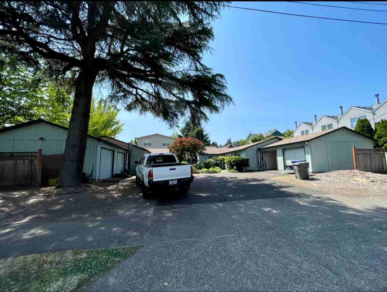 532 S Dakota St - Photo 5 of 21