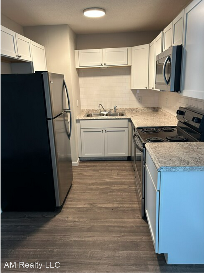 Elcone Dr - Photo 3 of 4