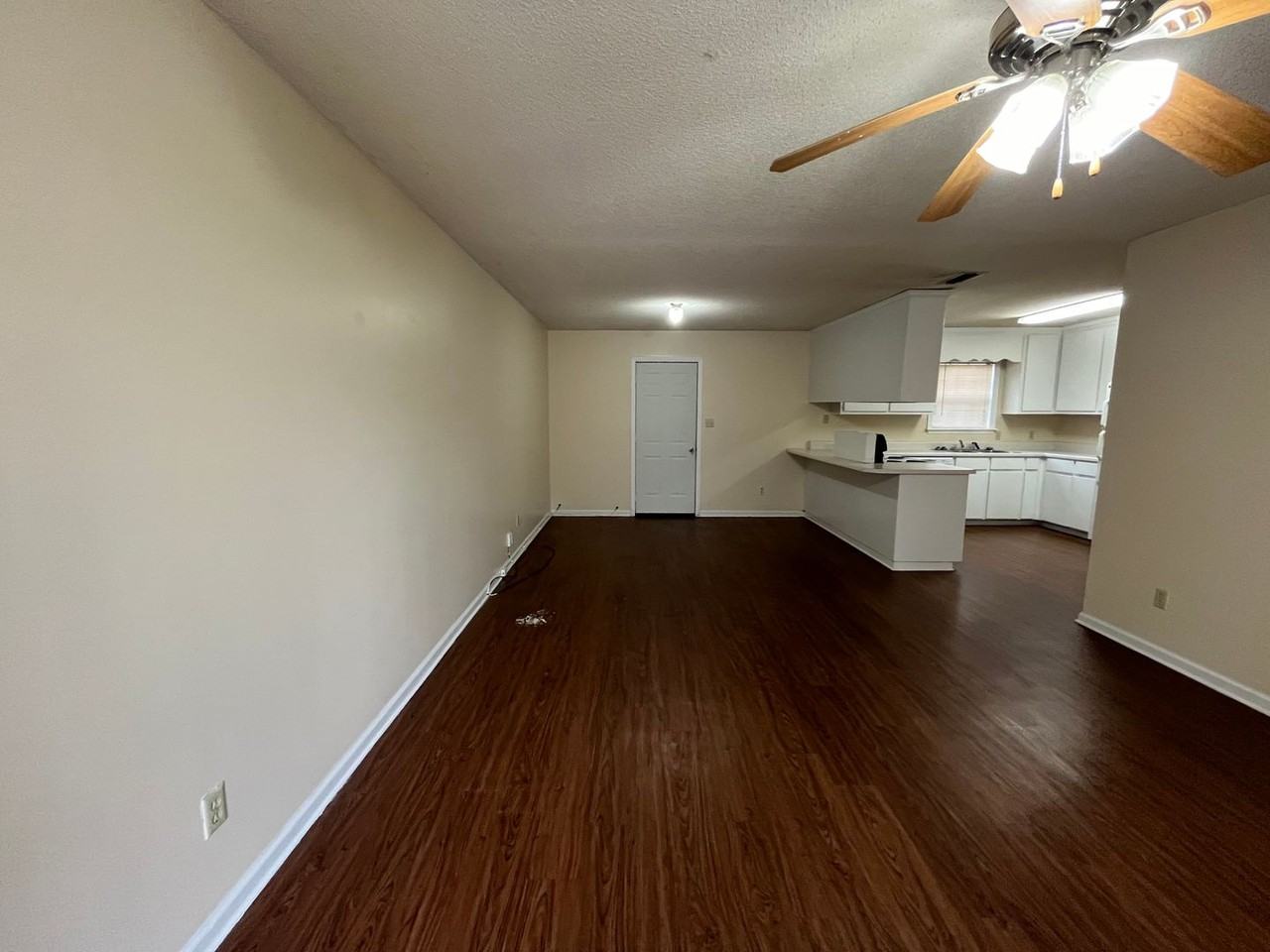 6032 Susan Circle - Photo 2 of 10