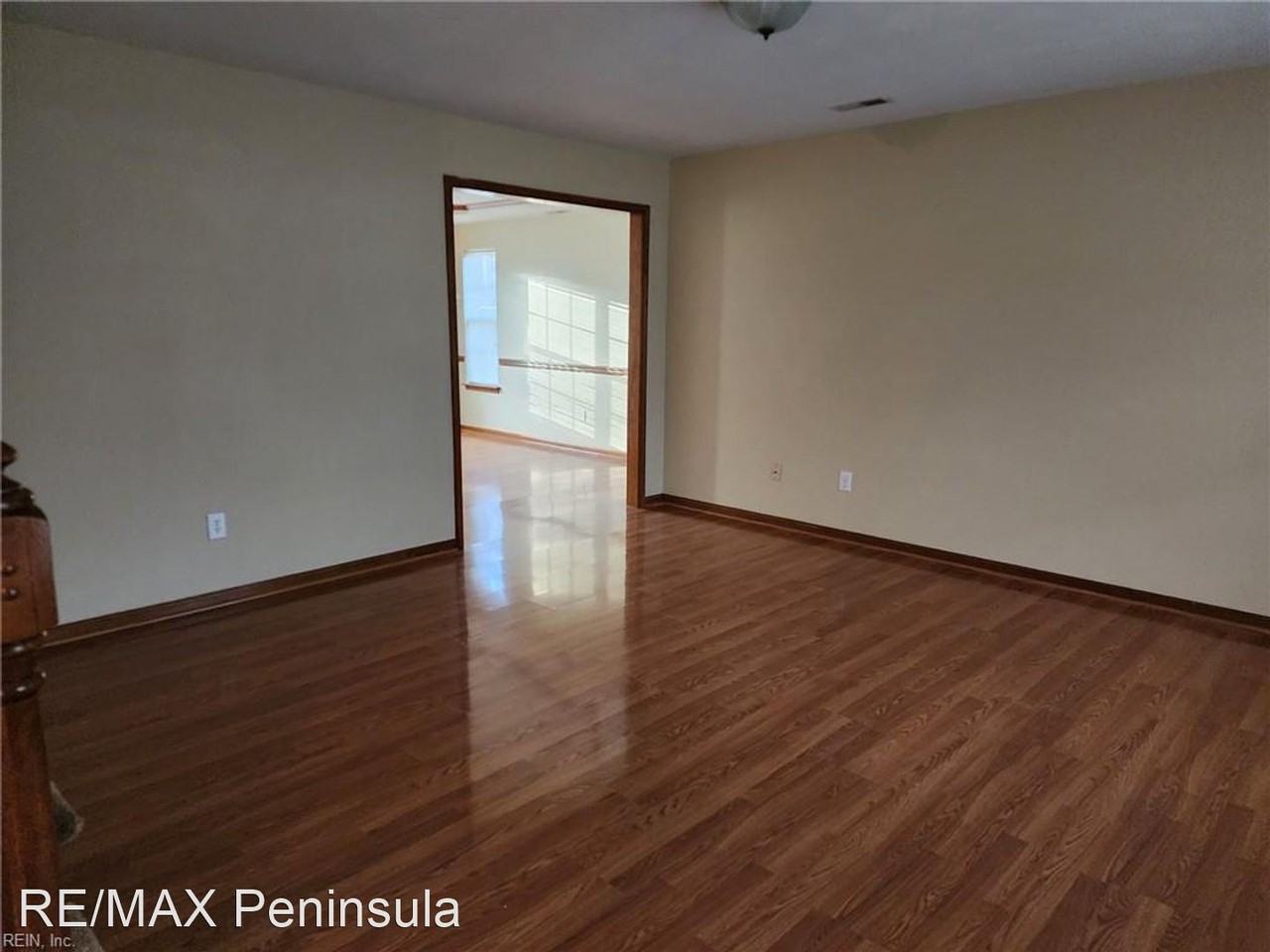 102 Bellgrade Dr - Photo 2 of 10