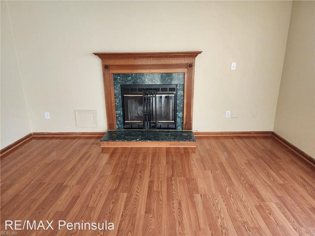 102 Bellgrade Dr - Photo 3 of 10