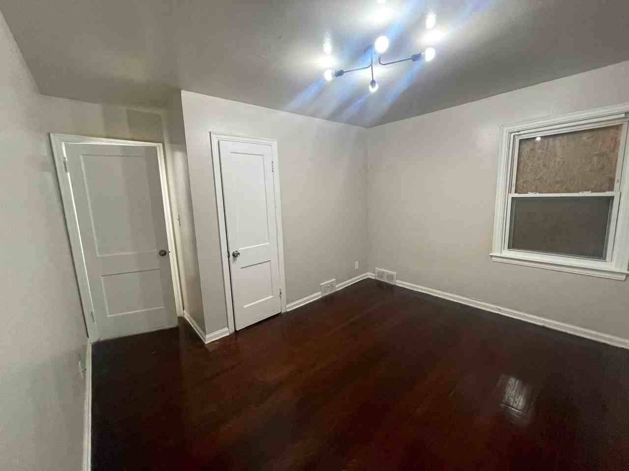 Detroit Luxury Living Apartments - Photo 7 of 50
