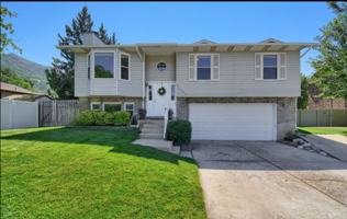 featured image of 5658 Village Way