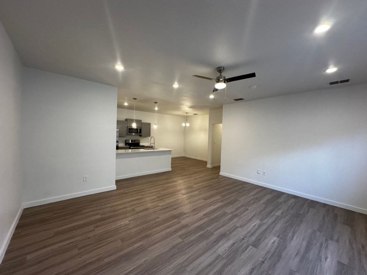 5508 Itasca St - Photo 2 of 23