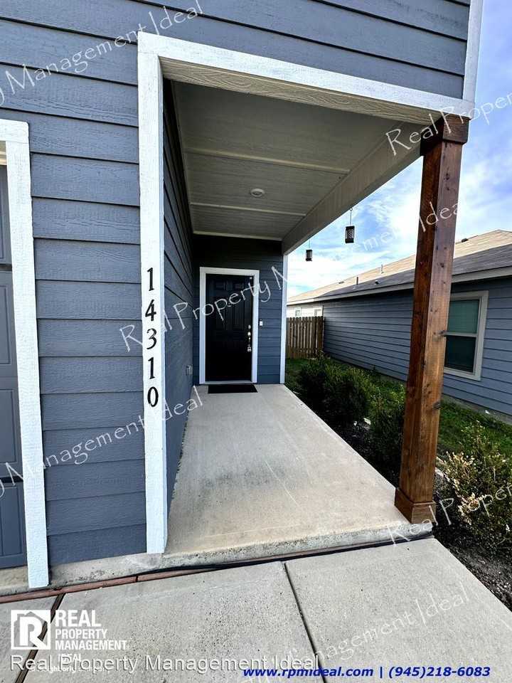 14310 Wrangler Way - Photo 3 of 29