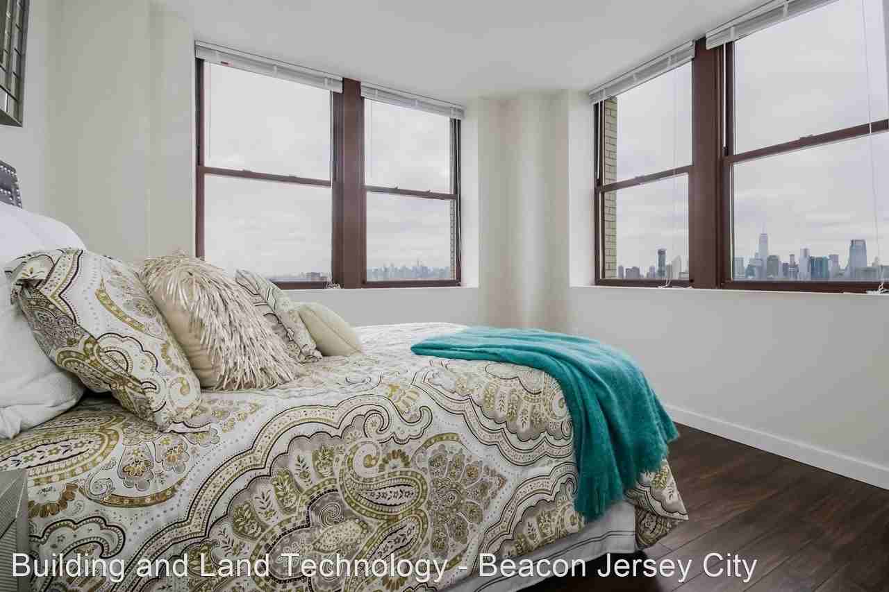 The Beacon Jersey City - Photo 2 of 50