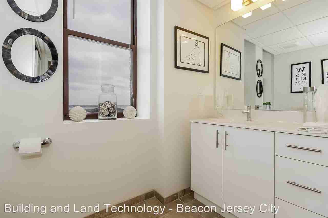 The Beacon Jersey City - Photo 3 of 50