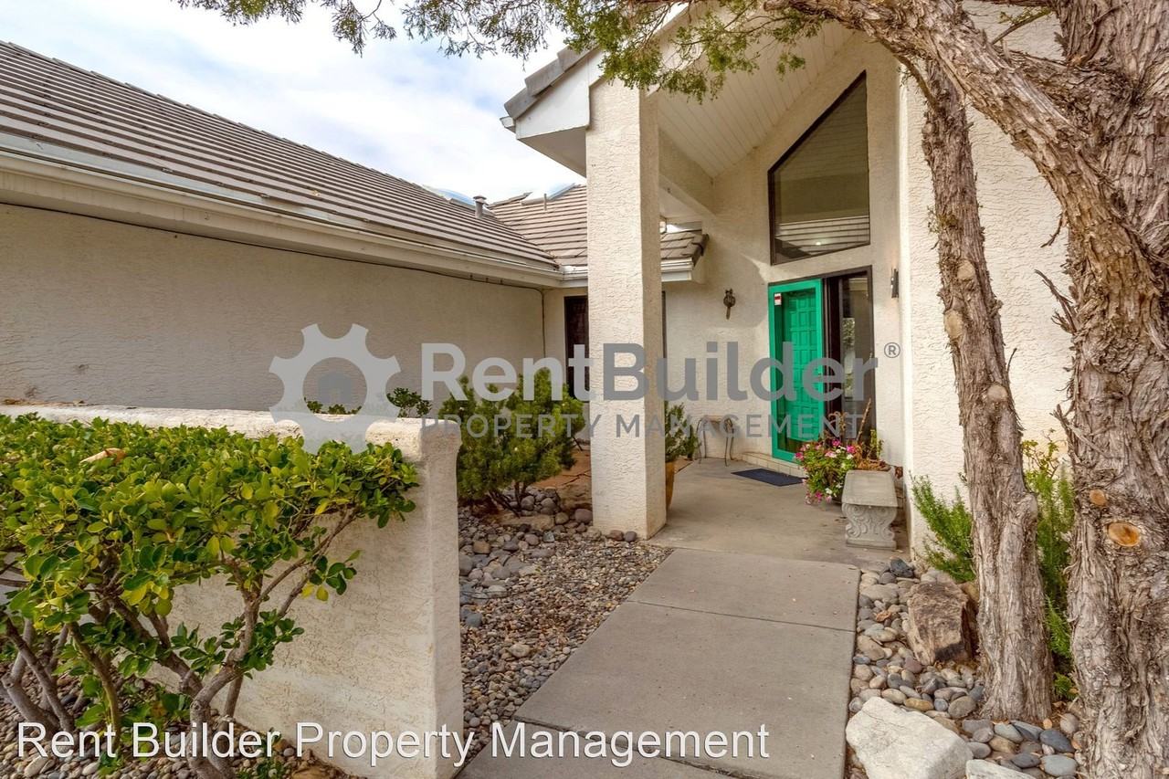 8501 Canyon Run Rd Ne - Photo 2 of 23