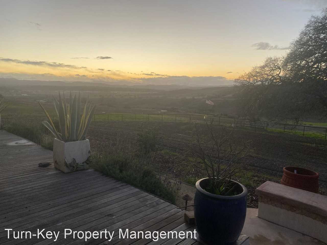 77441 Indian Valley Rd - Photo 3 of 50