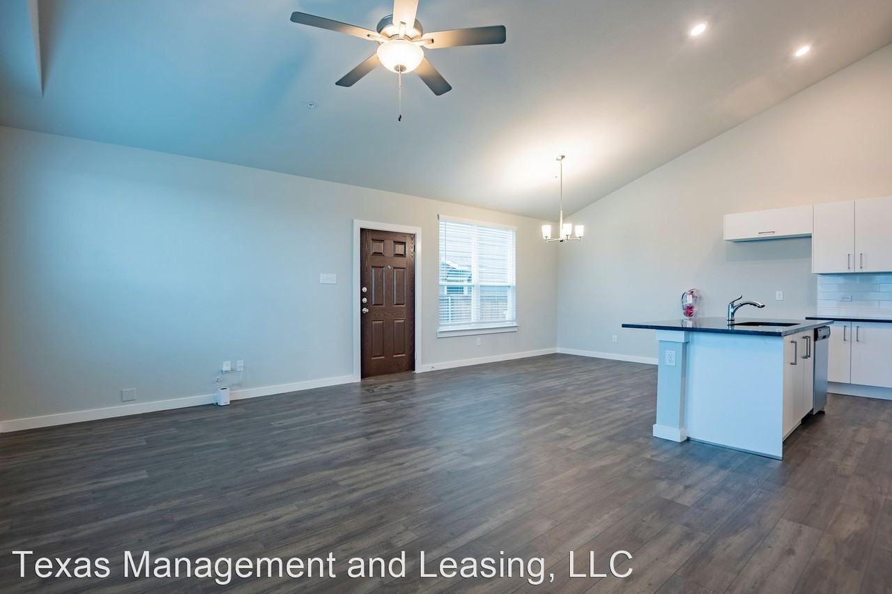 649 Wheatfield Dr - Photo 3 of 16