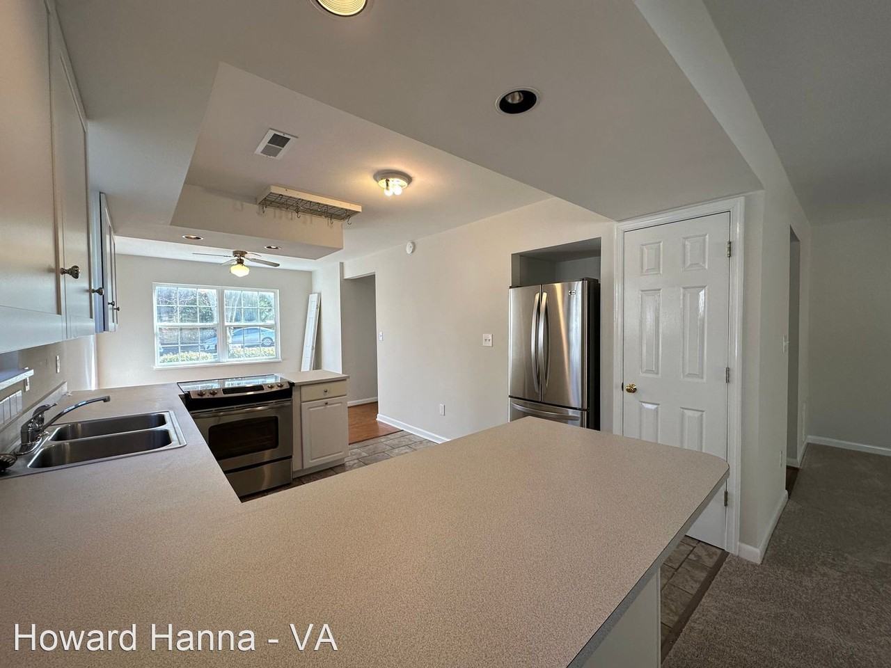 117 Lodge Creek Cir - Photo 3 of 30