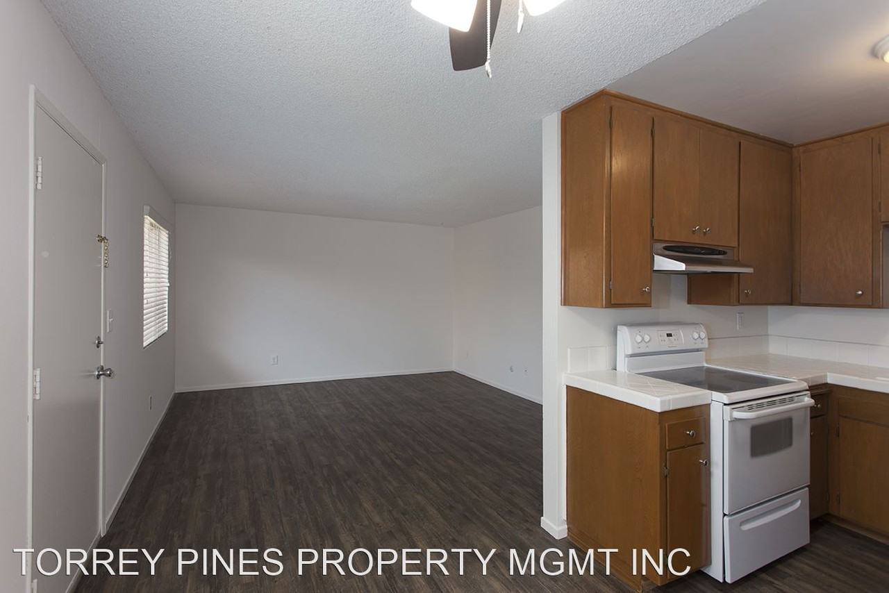 Albatross Apartments - Photo 3 of 10