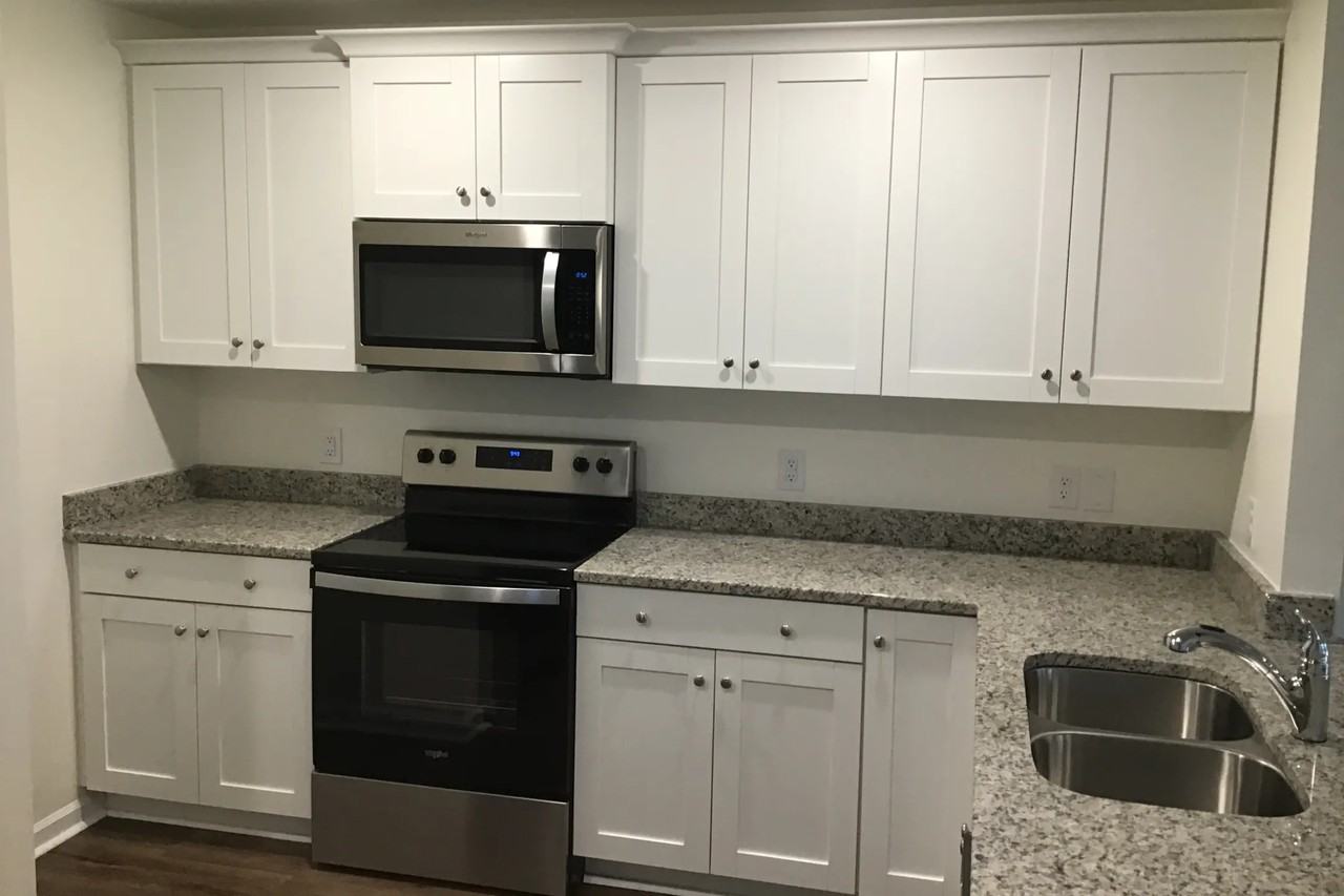 1397 John Swann St - Photo 2 of 18