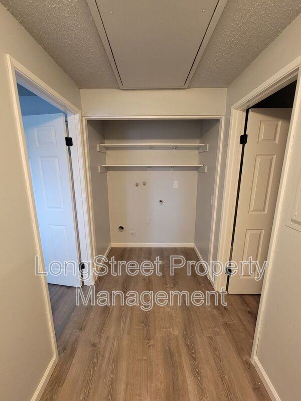 3286 Ne Lancaster St #3 - Photo 3 of 26