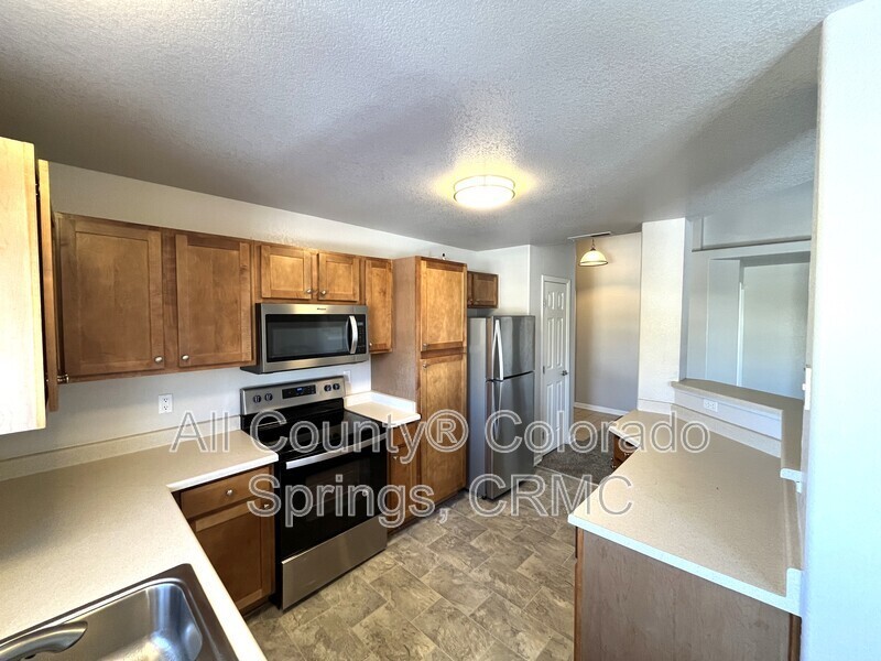 7045 Ash Creek Hts #201 - Photo 3 of 23
