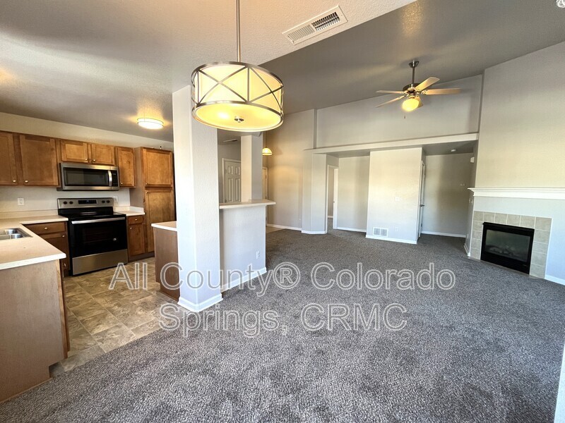 7045 Ash Creek Hts #201 - Photo 4 of 23