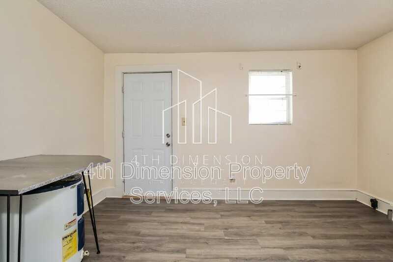 200 Shaw St - Photo 3 of 15