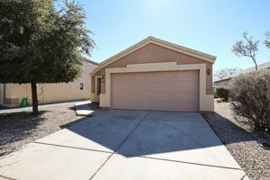 featured image of 6817 E Quiet Retreat
