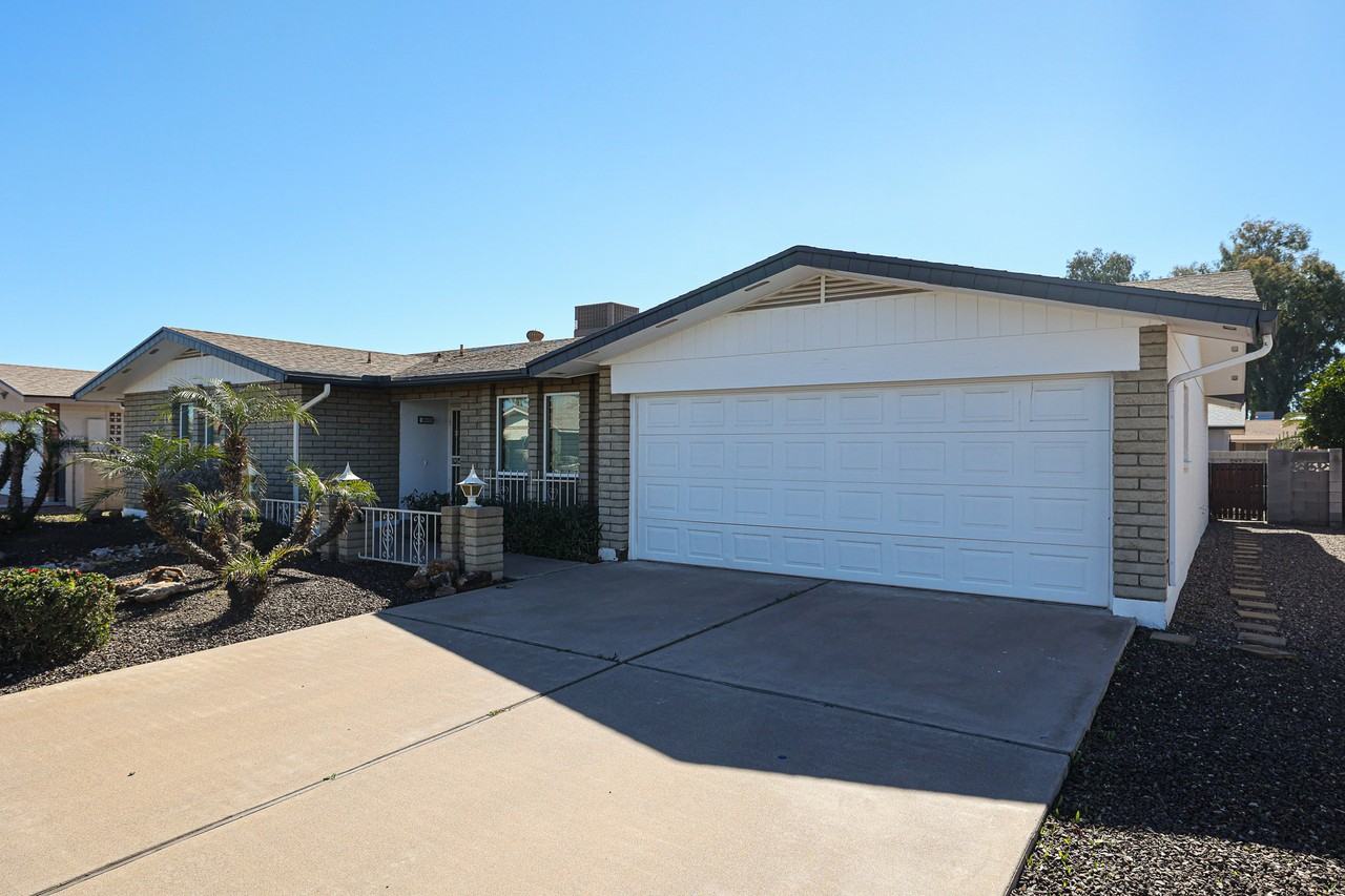 5019 E Elena Ave - Photo 3 of 46
