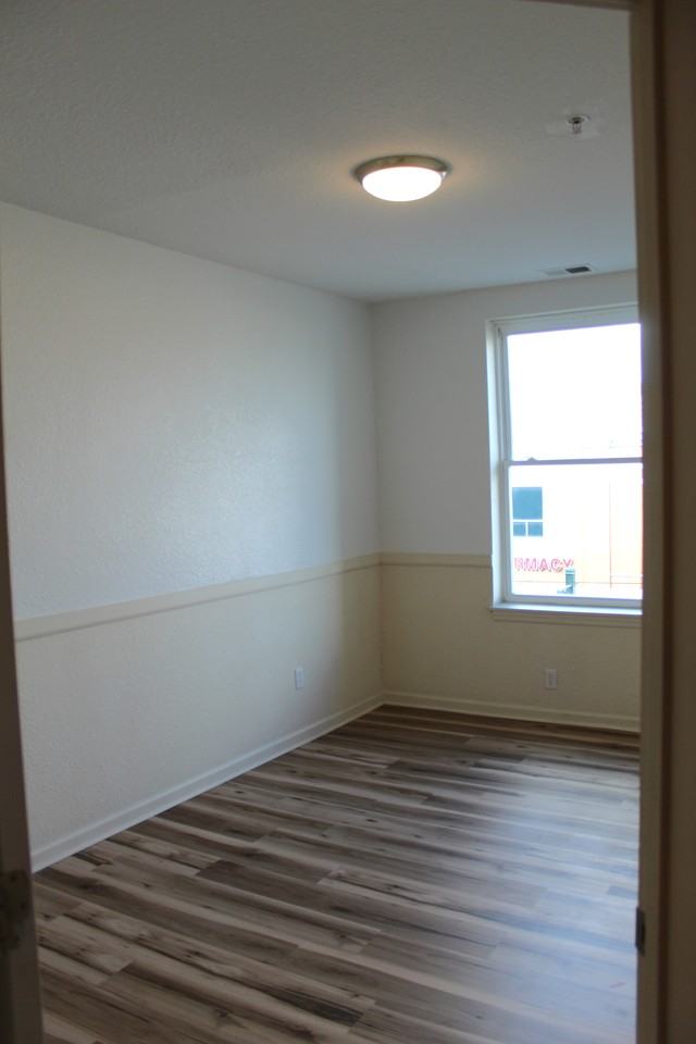 116 W 8Th Ave - Photo 2 of 15