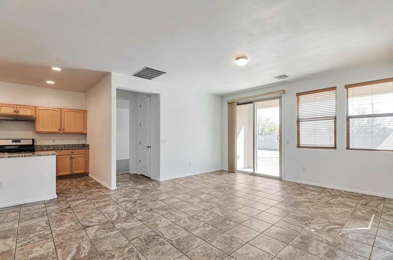 6855 S Benedetti Ct - Photo 3 of 22