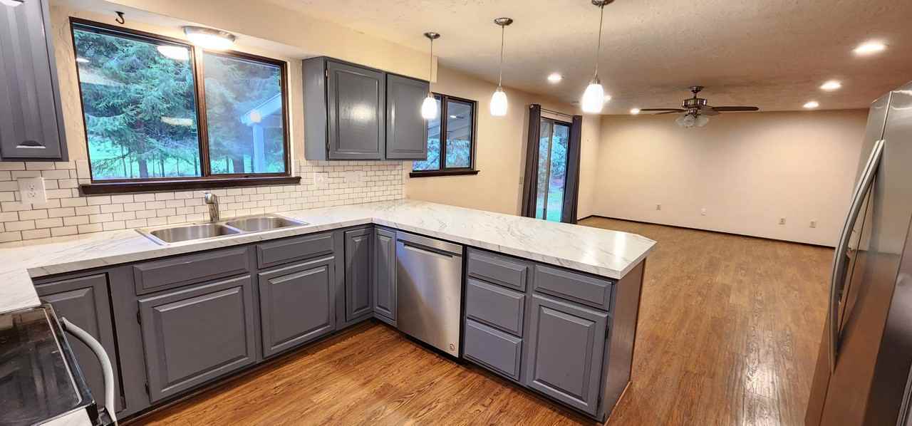 280 E Shamrock Dr - Photo 2 of 23