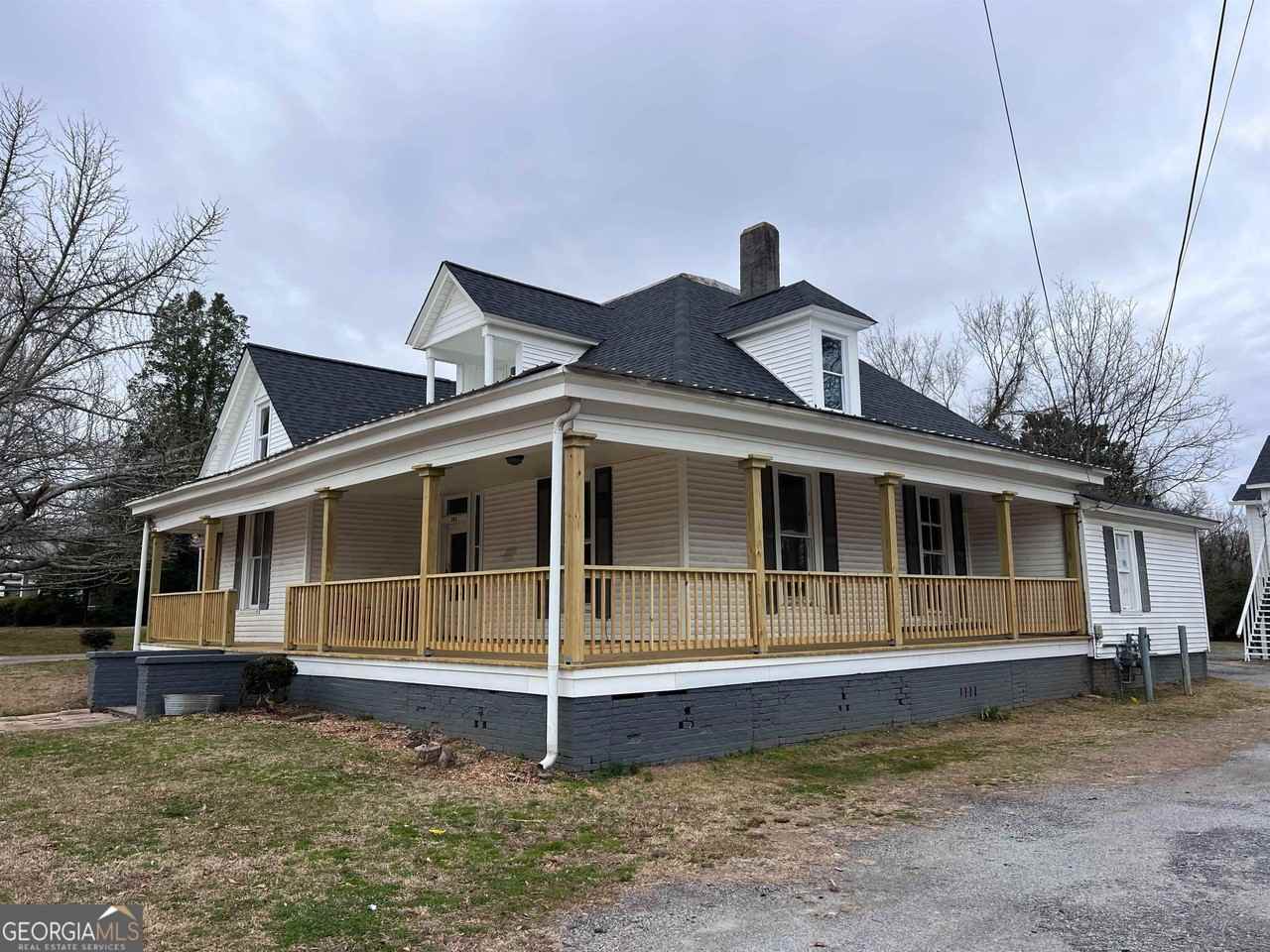 302 Cedar St, Carrollton, GA 30117, USA 2 unit Rentals Zumper