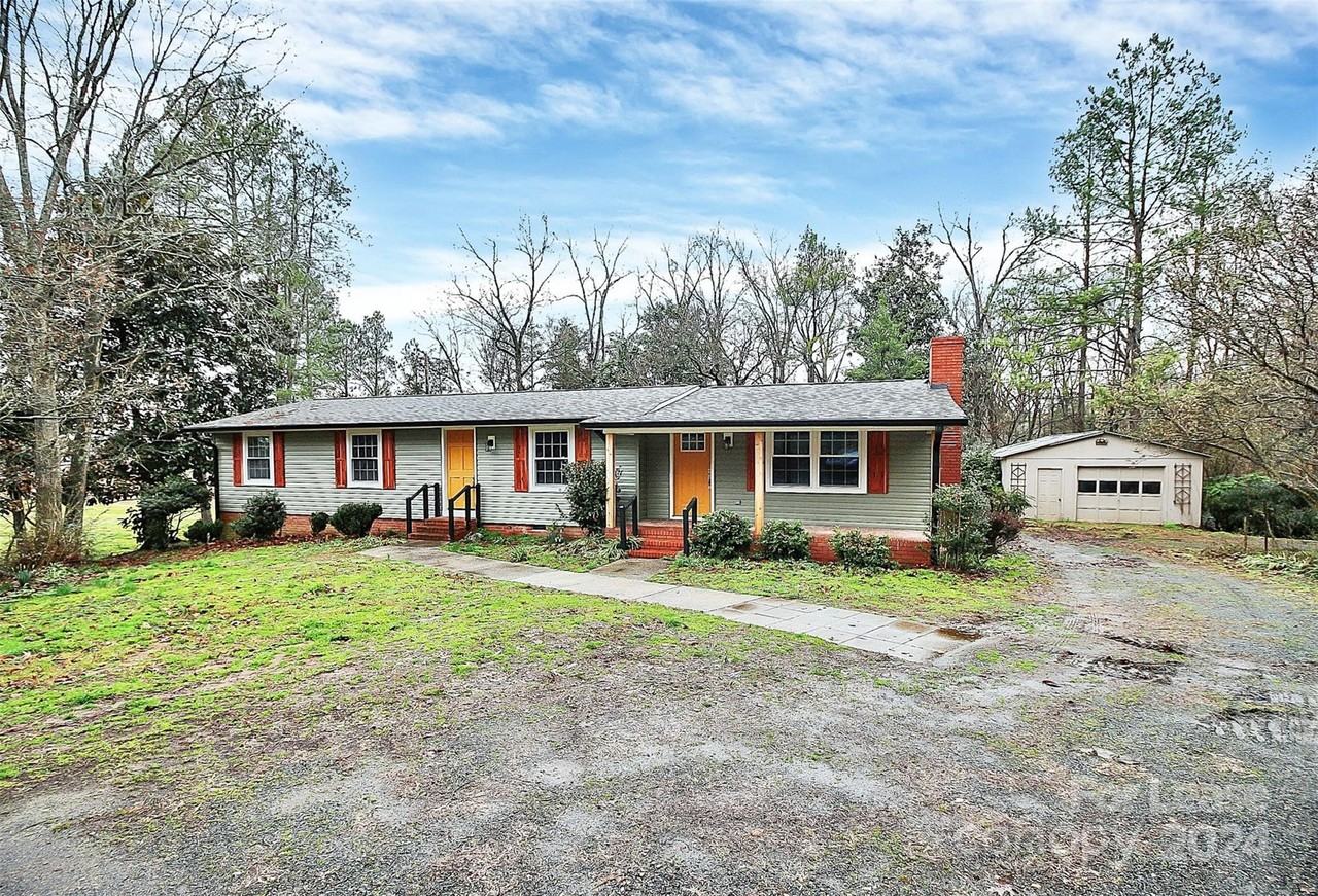 5101 Barrier Rd, Mount Pleasant, NC 28124 3 Bedroom House