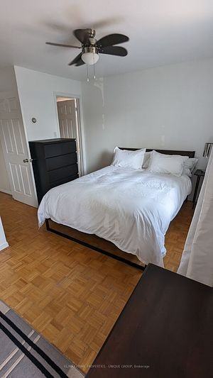 127 Summerhill Avenue - Photo 3 of 7