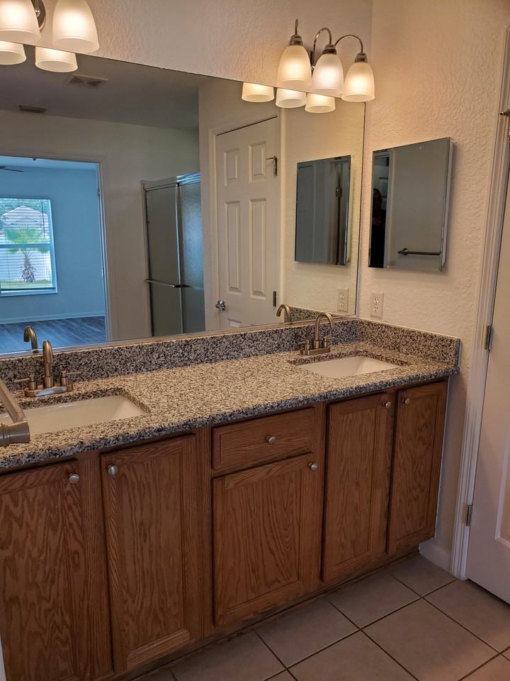 5521 Sw 43rd St #1 - Photo 2 of 11
