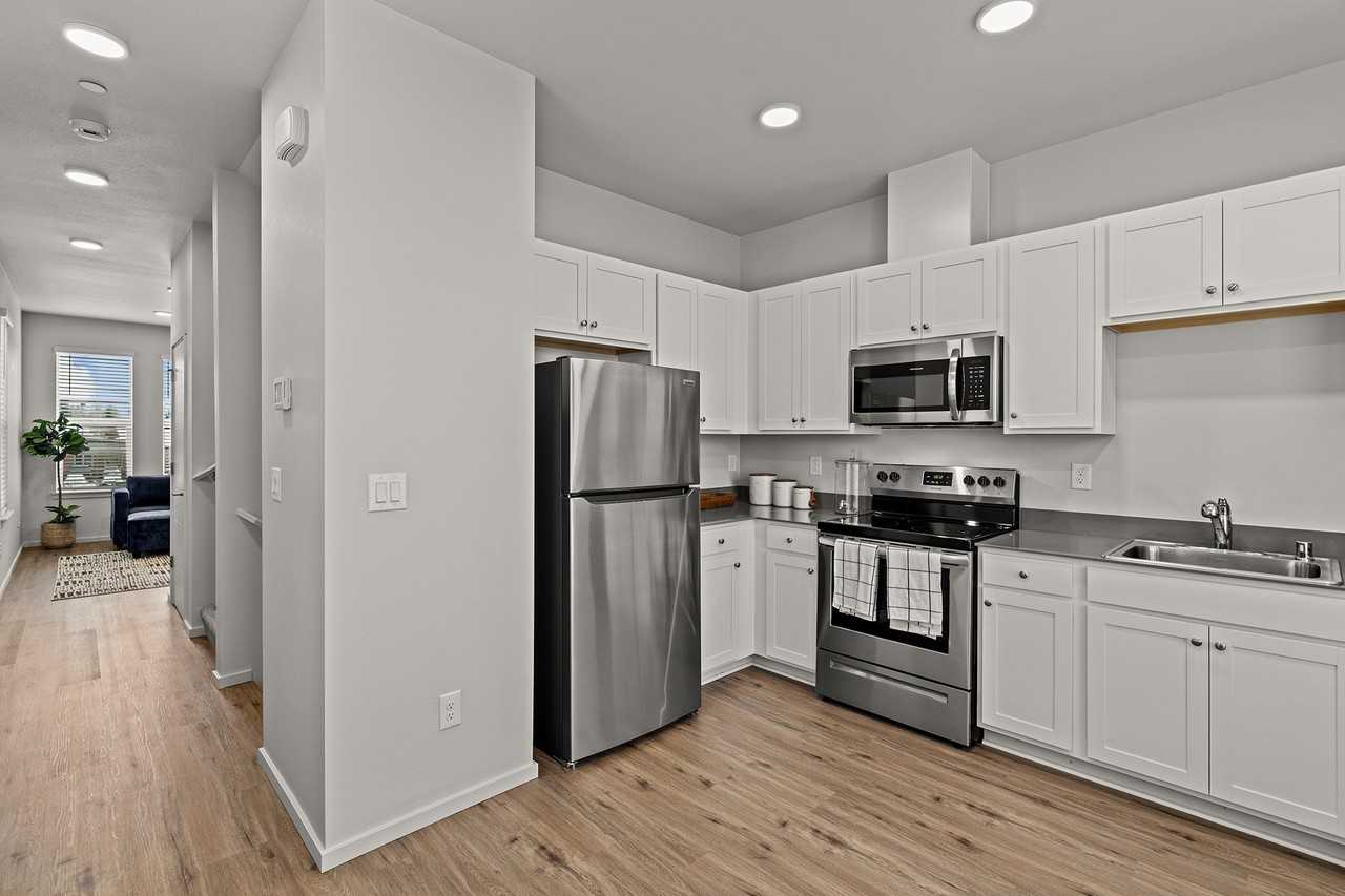 Fir Grove Townhomes - Photo 4 of 28