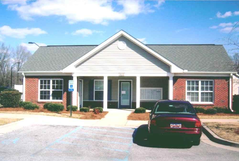 415 Cousar Street - Photo 2 of 4