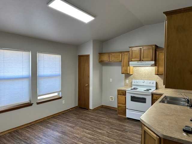 2005 Southeast 7th Court - Photo 7 of 23