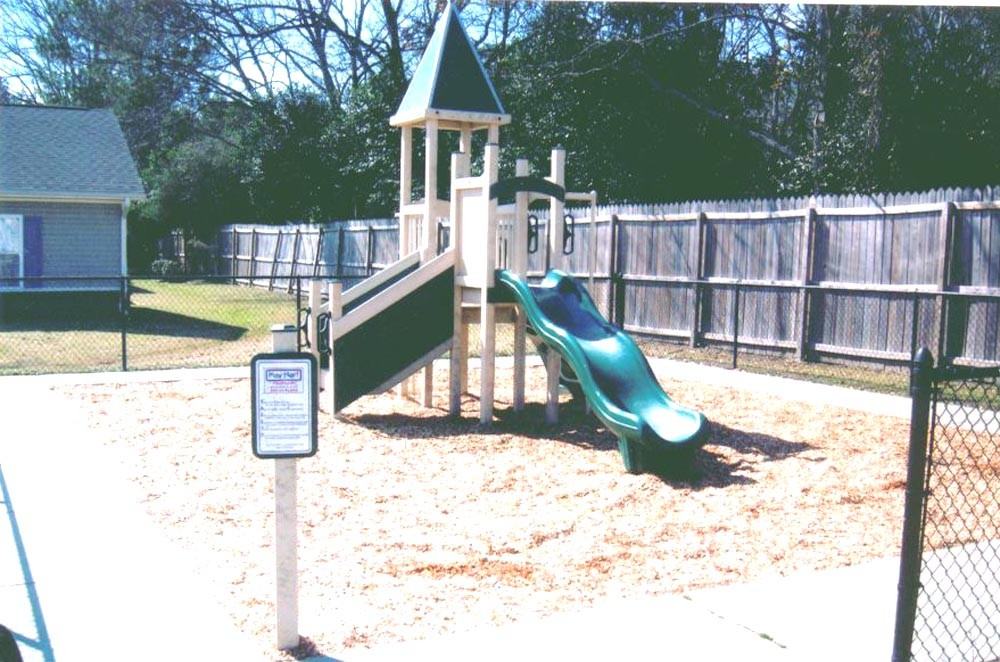 415 Cousar Street - Photo 3 of 4