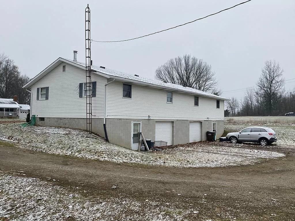 1050 Lewis Road - Photo 2 of 8