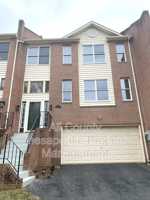 featured image of 949 Whispering Ridge Ln