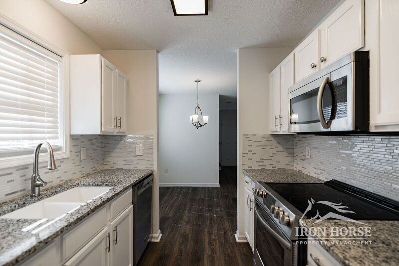 1305 Cedar Shoals Dr #401 - Photo 7 of 17