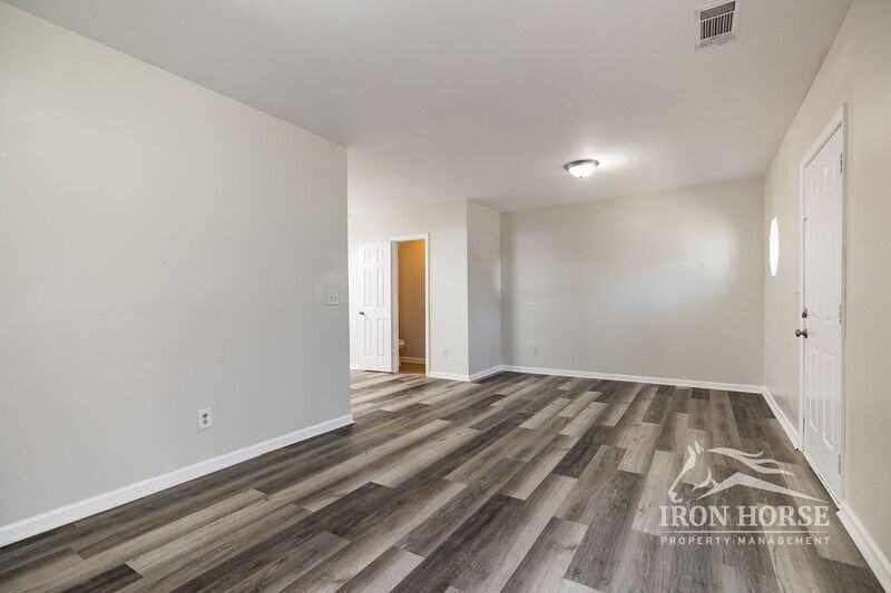 634 Mill Stone Blf #A - Photo 3 of 21