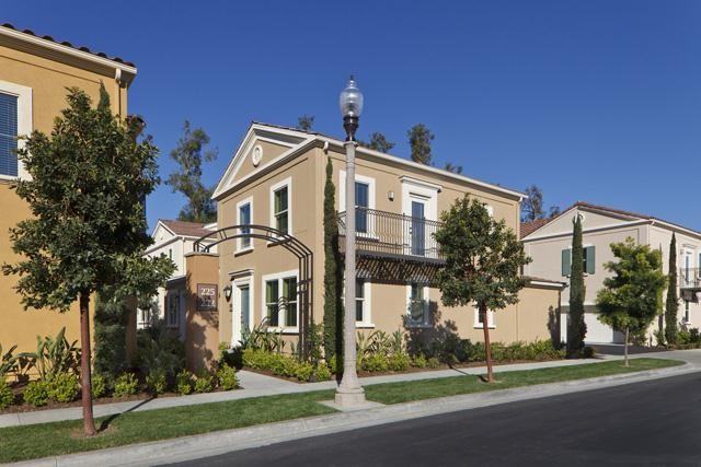 Cadenza Rental Townhomes - Photo 2 of 18